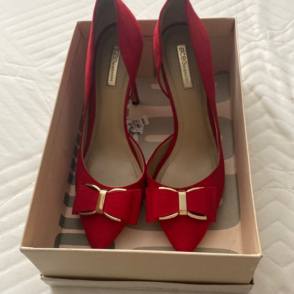 BCBG heels